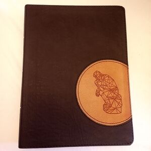 Apologitics NIB Leather Study Bible For Students. Christian StandardBlack& Tan